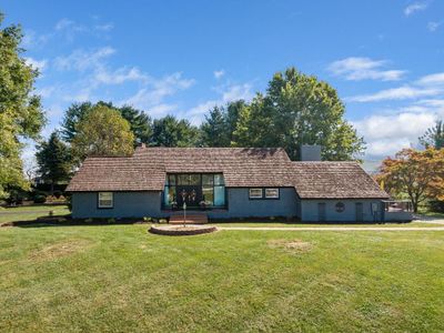 145 Scenic View Circle, House other with 5 bedrooms, 3 bathrooms and 4 parking in Wytheville VA | Image 2