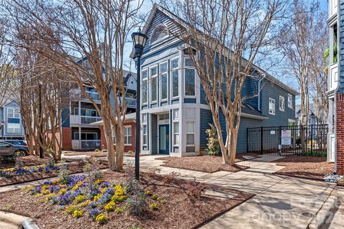 unit-2f-525 N Graham St, Charlotte, NC, 28202-2262 | Card Image