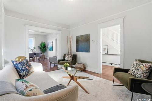 320 Av D S, Saskatoon, SK, S7M1R1 | Card Image