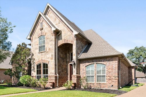 2808 Country Club Rd, Pantego, TX, 76013-3148 | Card Image