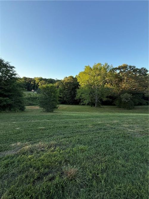 233 Hensley Ln, Hoschton, GA, 30548-1370 | Card Image