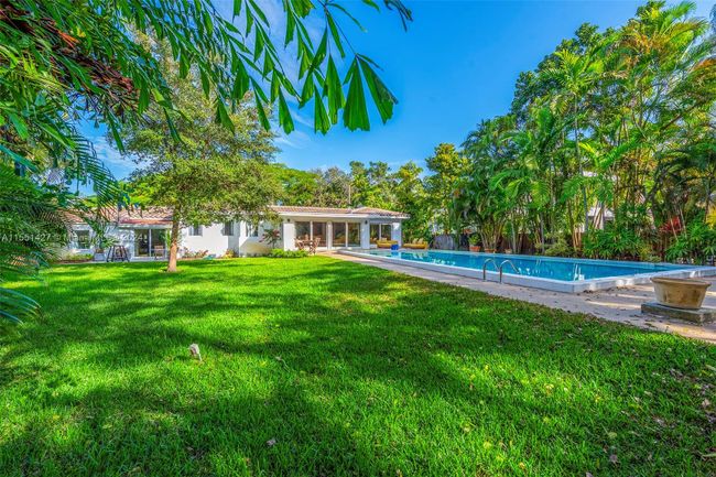 558 Ne 118th St, House other with 4 bedrooms, 3 bathrooms and null parking in Biscayne Park FL | Image 49