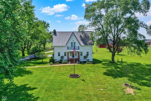 1926 S Jackson St, Frankfort, IN, 46041-3358 | Card Image