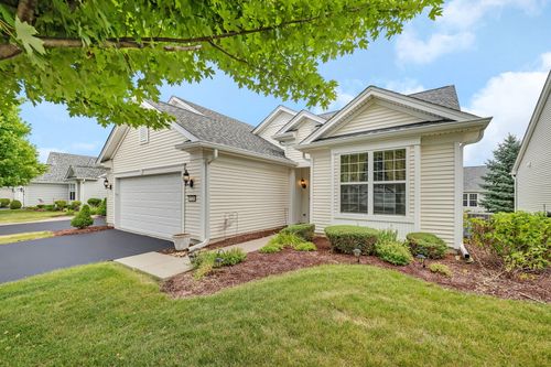 1726 Vantage Dr, Shorewood, IL, 60404-7011 | Card Image