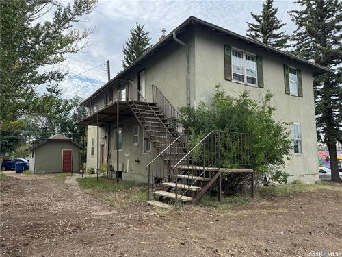 500 Centre St, Assiniboia, SK, S0H0B0 | Card Image