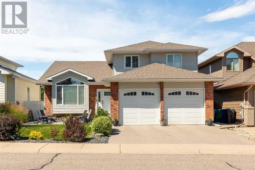 277 Coachwood Pt W, Lethbridge, AB, T1K6A4 | Card Image