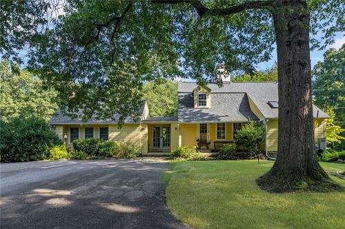 941 Carrs Pond Rd, East Greenwich, RI, 02818-1008 | Card Image