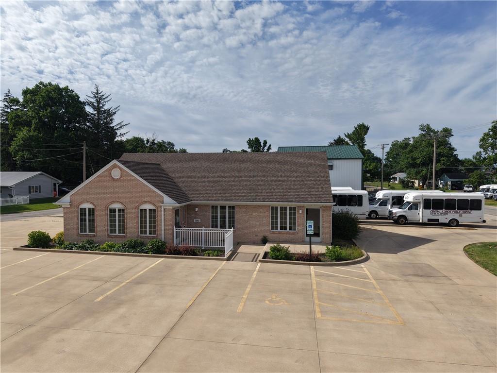 1502 W Main St, Shelbyville, IL 62565