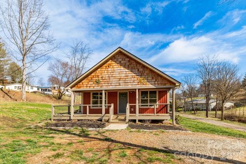7 Ruff Rd, Leicester, NC, 28748-0620 | Card Image