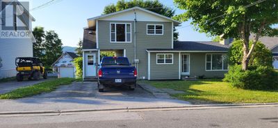 33 Petley St, Home with 3 bedrooms, 3 bathrooms and null parking in Corner Brook NL | Image 1