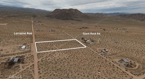 60396 Lorraine Ave, Landers, CA, 92285 | Card Image