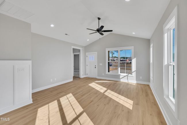 08-617 Ray St-16 | Image 11