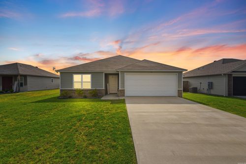 12 Farmhouse Cir, Vilonia, AR, 72173-8085 | Card Image