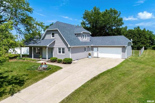 8 Brookside Ct, Bettendorf, IA, 52722-6300 | Card Image