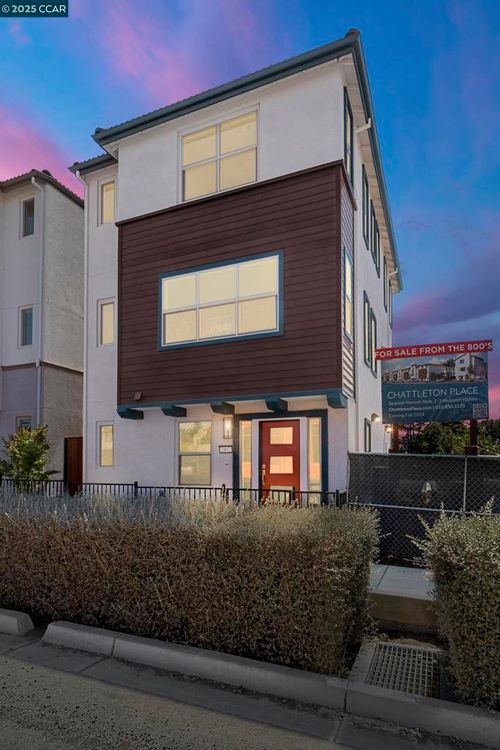 2818 Chattleton Ln, San Pablo, CA, 94806-3753 | Card Image