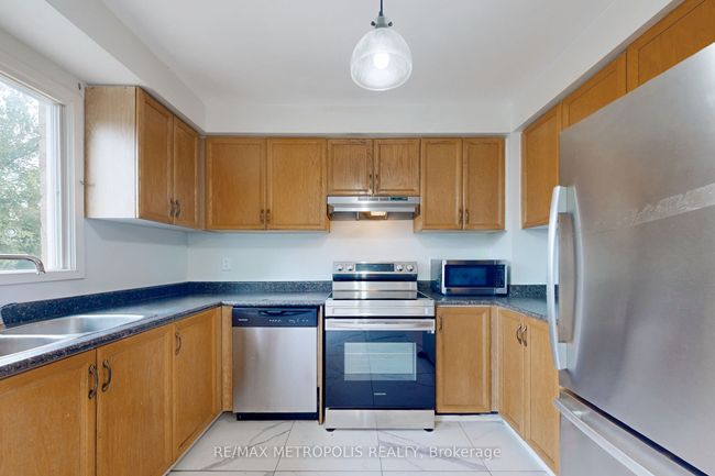 11 Noake Cres, House other with 3 bedrooms, 3 bathrooms and 4 parking in Ajax ON | Image 17