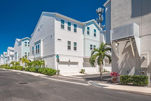 2400 Ezzell Ct, Sarasota, FL, 34237-4730 | Card Image