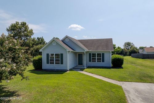 2804 Sapling Cir, Wilmington, NC, 28411-6161 | Card Image
