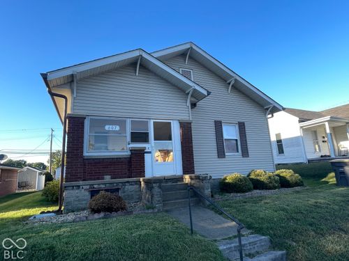 607 E 4th St, Seymour, IN, 47274-1754 | Card Image