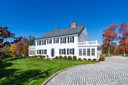 67 Farm St, Dover, MA, 02030-2304 | Card Image