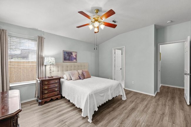 Bedroom | Image 13