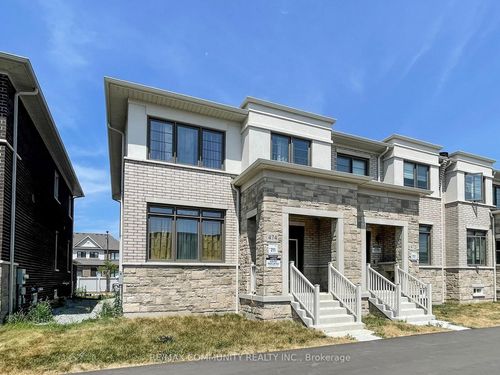 474 Twin Streams Rd, Whitby, ON, L1P0P5 | Card Image