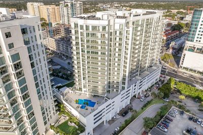 1111 - 301 Quay Commons, Condo with 2 bedrooms, 3 bathrooms and null parking in Sarasota FL | Image 2