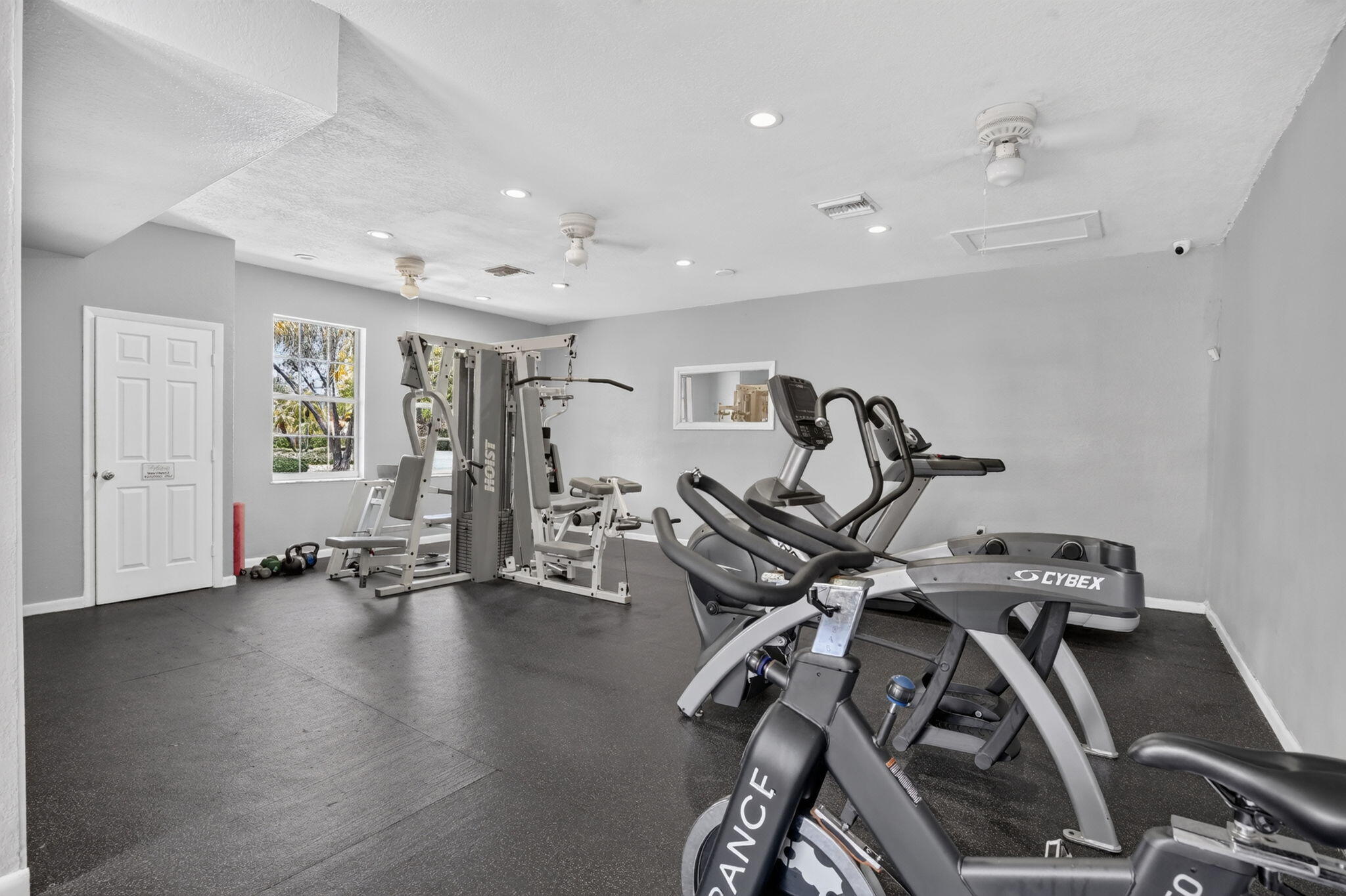 Residential Lease in Pembroke Pines