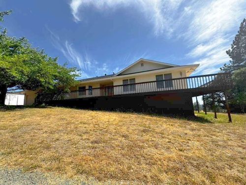 17900 Holly Road, Fiddletown, CA, 95629 | Card Image