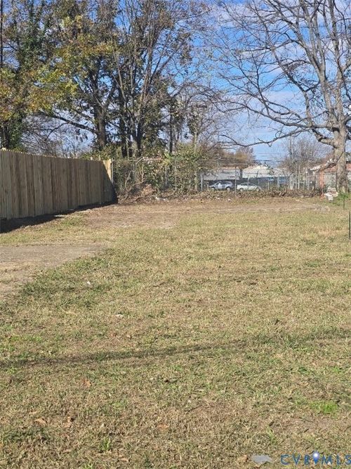 2407 Old Dominion St, Richmond, VA, 23224-3647 | Card Image