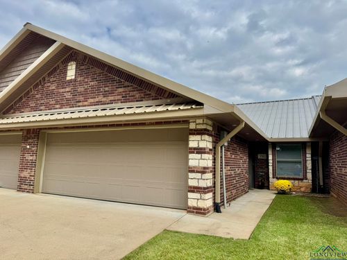 1702 Yellowstone Dr, Longview, TX, 75605-4272 | Card Image