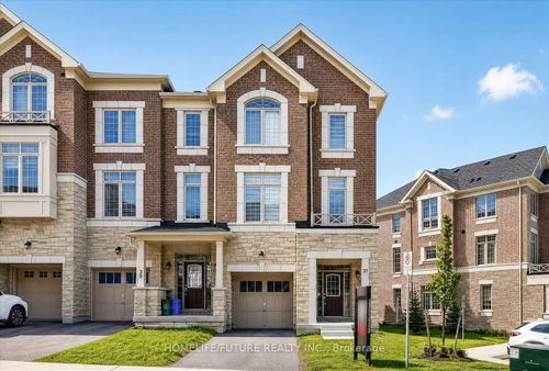 37 Andress Way, Markham, ON, L3S0E9 | Card Image
