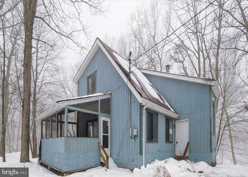 1538 Deer Run, BUSHKILL, PA, 18324-6823 | Card Image