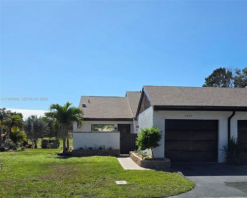 a1-9352 Wedgewood Ln, Tamarac, FL, 33321 | Card Image