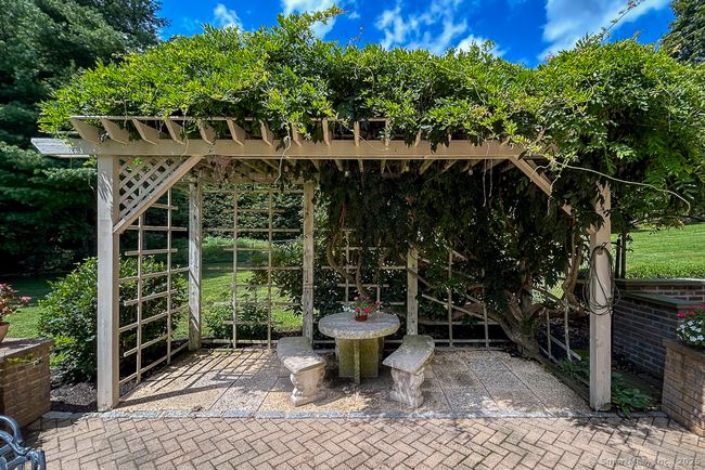 10 Edna Ct, House other with 4 bedrooms, 5 bathrooms and 10 parking in Brookfield CT | Image 20