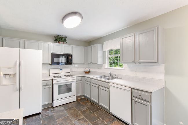 7108 Hummingbird Ln, House other with 5 bedrooms, 2 bathrooms and null parking in Winston GA | Image 11