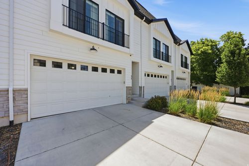 57 S Mccall Ln, Farmington, UT, 84025-3405 | Card Image