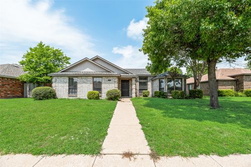 7805 Swiss Way, Rowlett, TX, 75089-3051 | Card Image