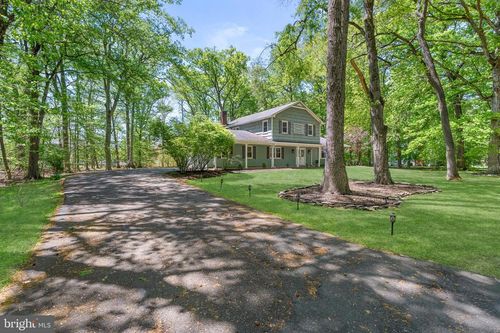 45 W Long Dr, Lawrence, NJ, 08648-2709 | Card Image