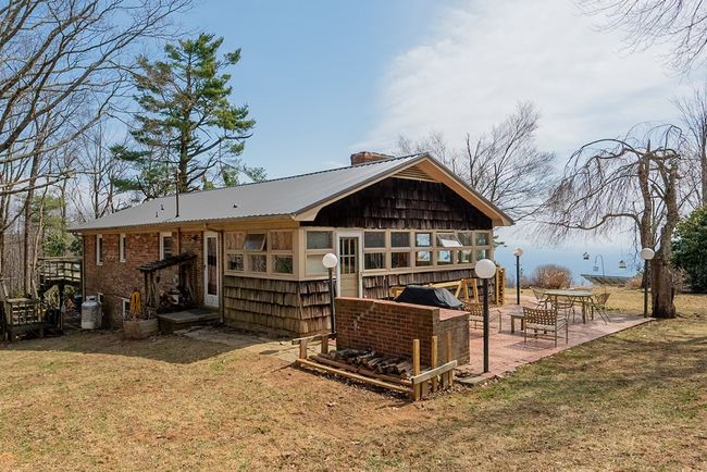 27 Glenn Pine Ln, House other with 3 bedrooms, 3 bathrooms and null parking in Fancy Gap VA | Image 5