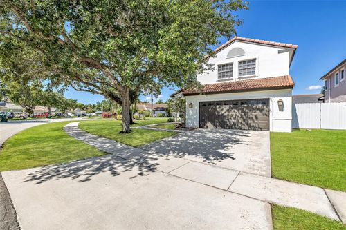 1910 Nw 180th Way, Pembroke Pines, FL, 33029-3005 | Card Image