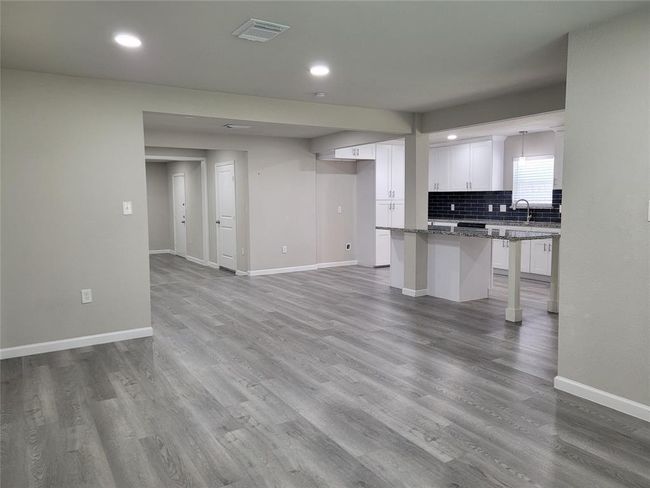 Very nice color selection. So versatile and well done. | Image 7