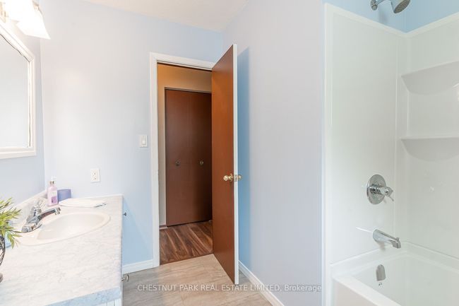 2537 3rd Ave E, House other with 3 bedrooms, 2 bathrooms and 5 parking in Owen Sound ON | Image 11