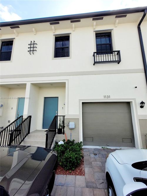 1131 Sw 7th Ct, Florida City, FL, 33034-4886 | Card Image