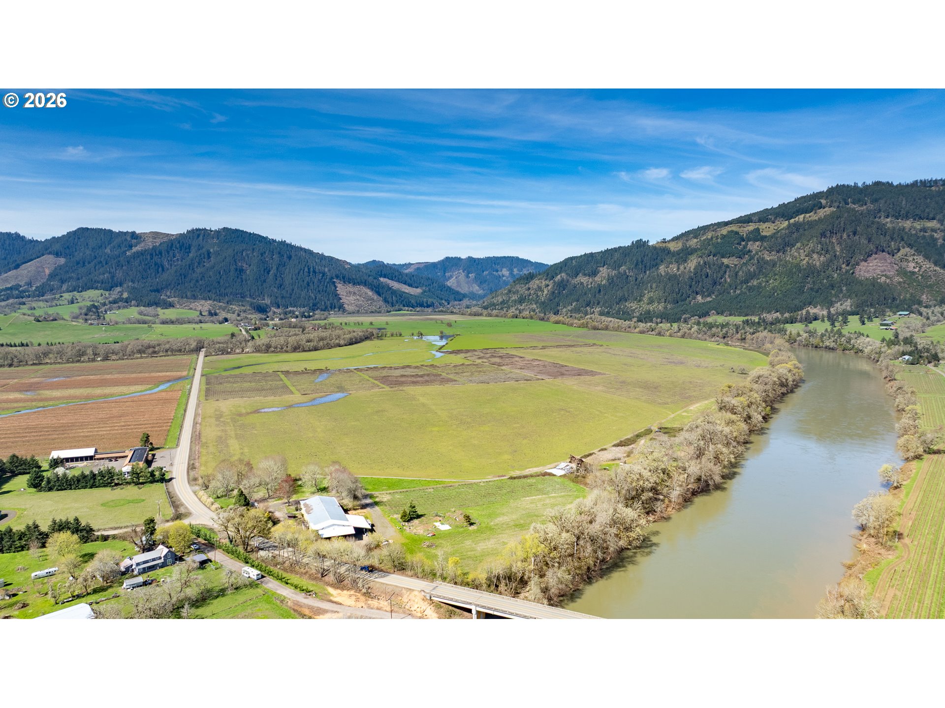 Land in Umpqua 3