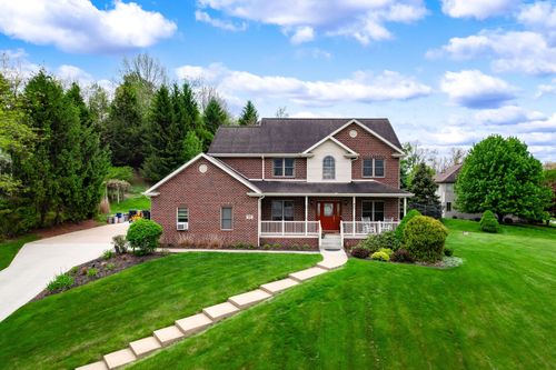 227 Saint Leonards Ln, Cranberry Township, PA, 16066-6855 | Card Image
