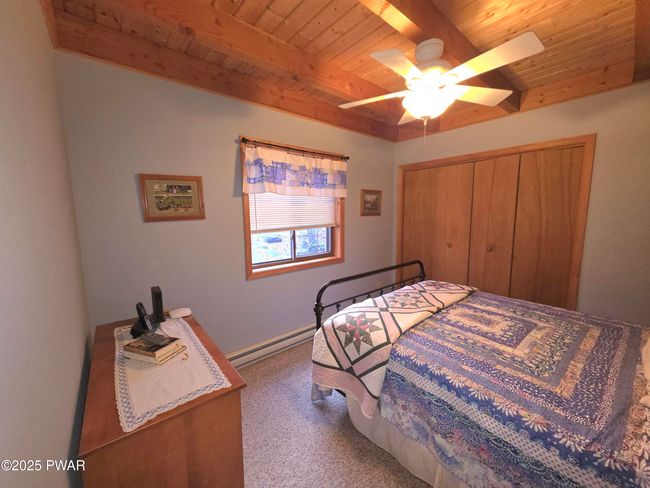 Primary Bedroom | Image 17