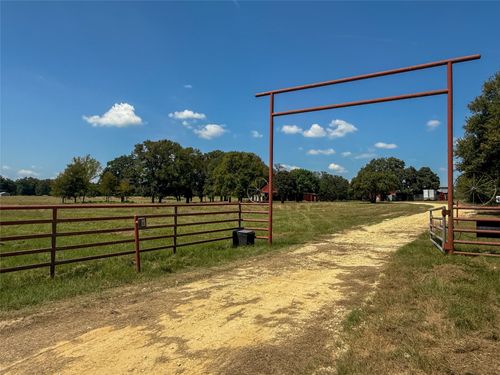 423 Hcr 1439, Covington, TX, 76636-4574 | Card Image