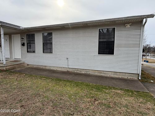 232 S Saint Charles Ave, Joplin, MO, 64801-1824 | Card Image
