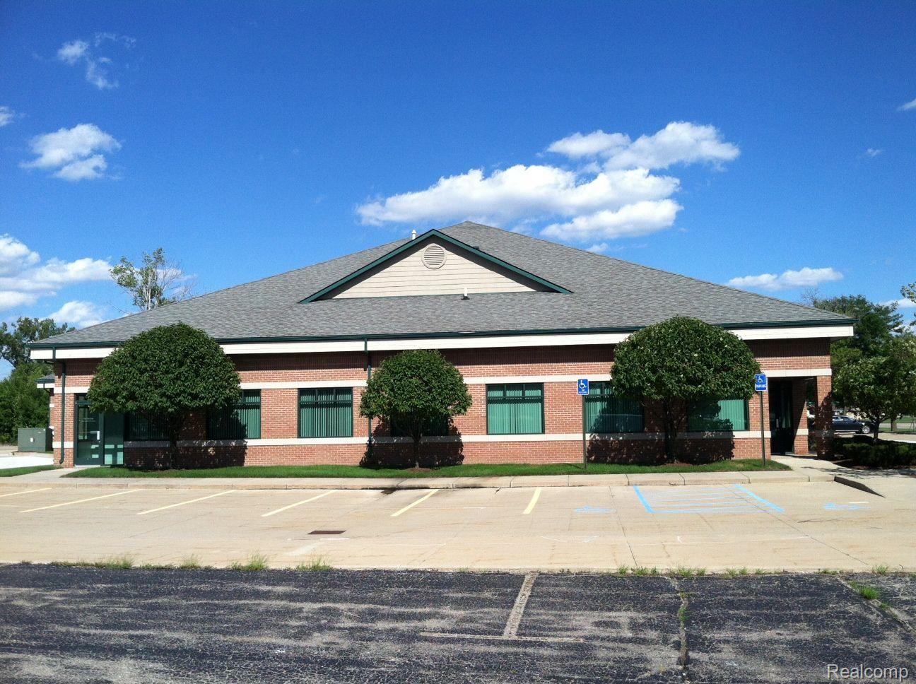 Commercial Lease in Troy